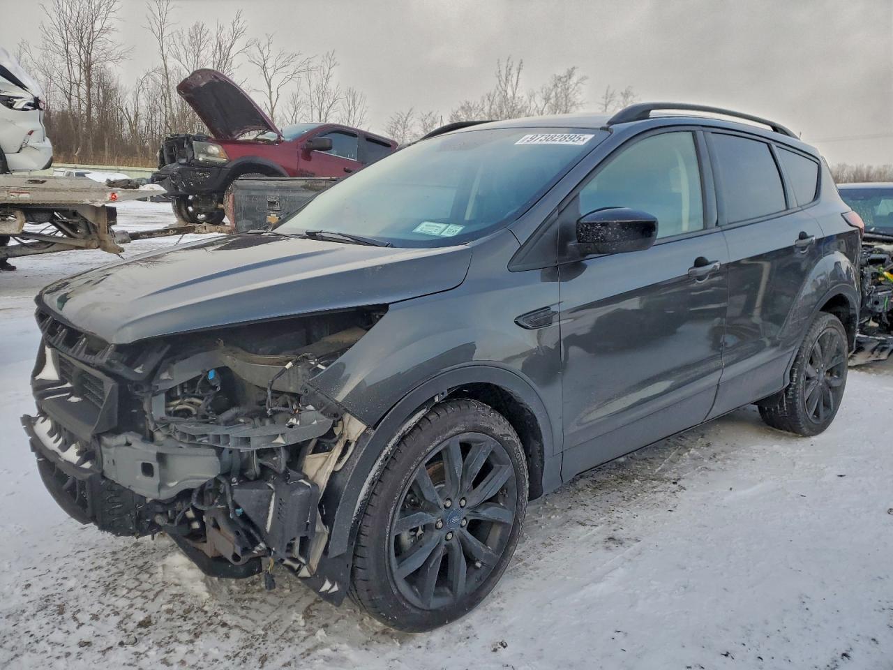 Фрагмент звіту CARFAX, Ford Escape 2019, VIN 1FMCU9GD4KUB30434