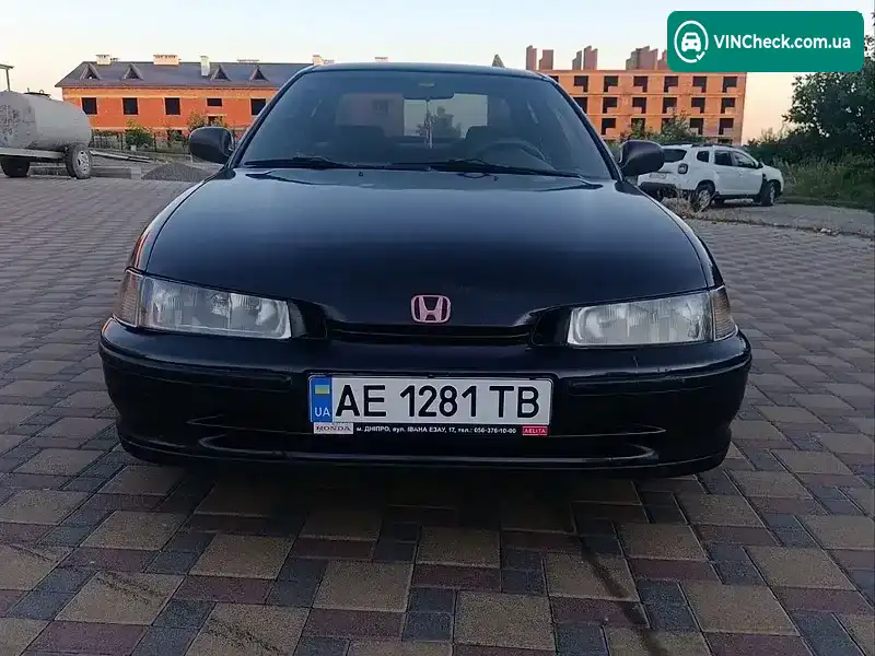 Honda Accord 1993, фото з оголошення 2 з 14, VIN SHHCC75600U005082