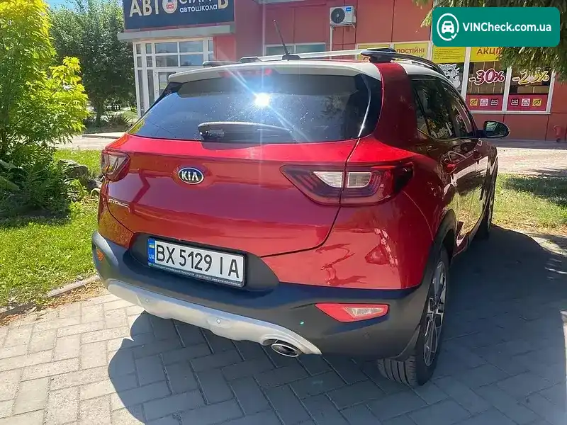 Kia Stonic 2018, фото з оголошення 2 з 10, VIN KNAD6814AJ6192952