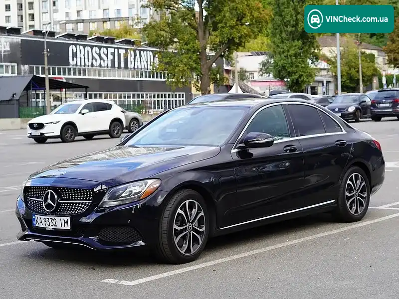 Mercedes-Benz C-Class 2018, фото з оголошення 1 з 12, VIN 55SWF4JB1JU274700