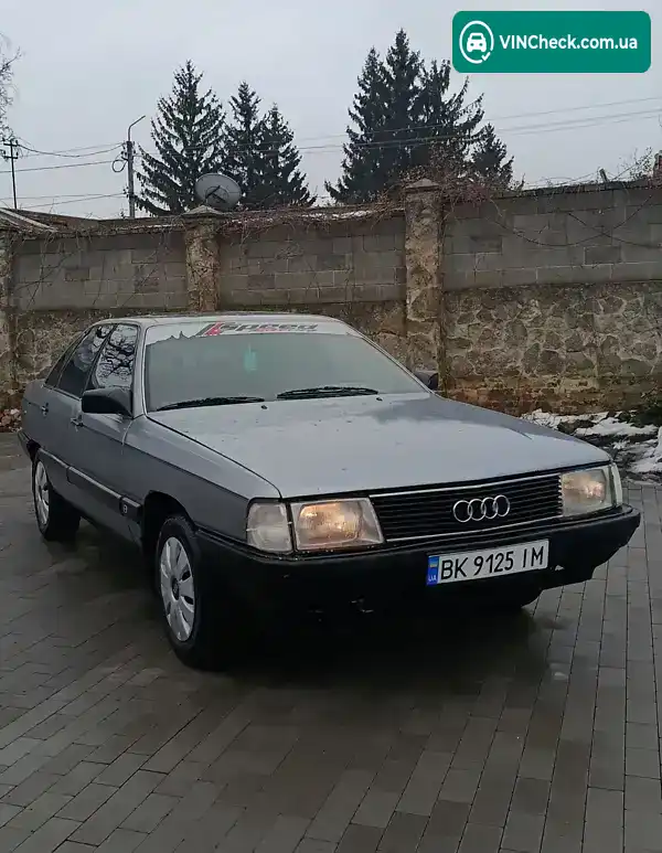 Audi 100 1986, фото з оголошення 1 з 8, VIN WAUZZZ44ZGN013748