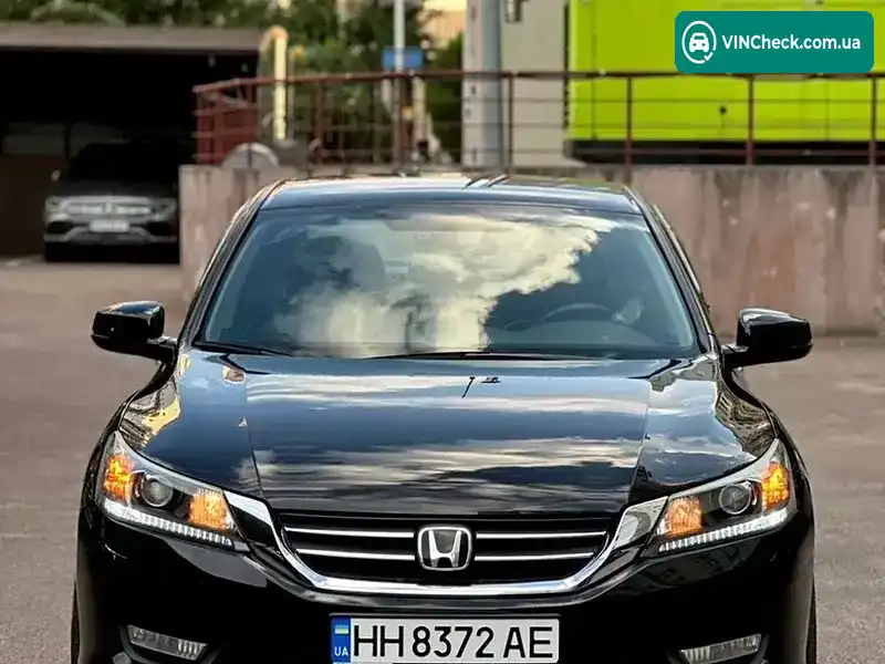Honda Accord 2015, фото з оголошення 2 з 18, VIN 1HGCR2F35FA206337