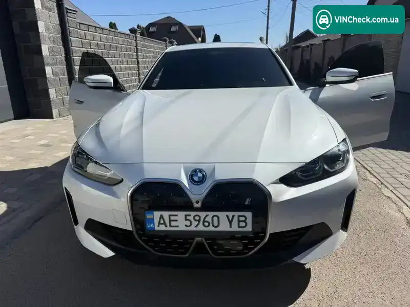 BMW i4 2022, фото з оголошення 2 з 21, VIN WBY73AW01NFM83830
