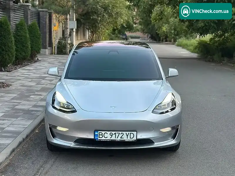 Tesla Model 3 2018, фото з оголошення 2 з 20, VIN 5YJ3E1EBXJF131017