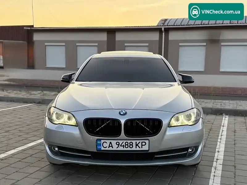 BMW 5 Series 2011, фото з оголошення 2 з 20, VIN WBAFW1102BC656065