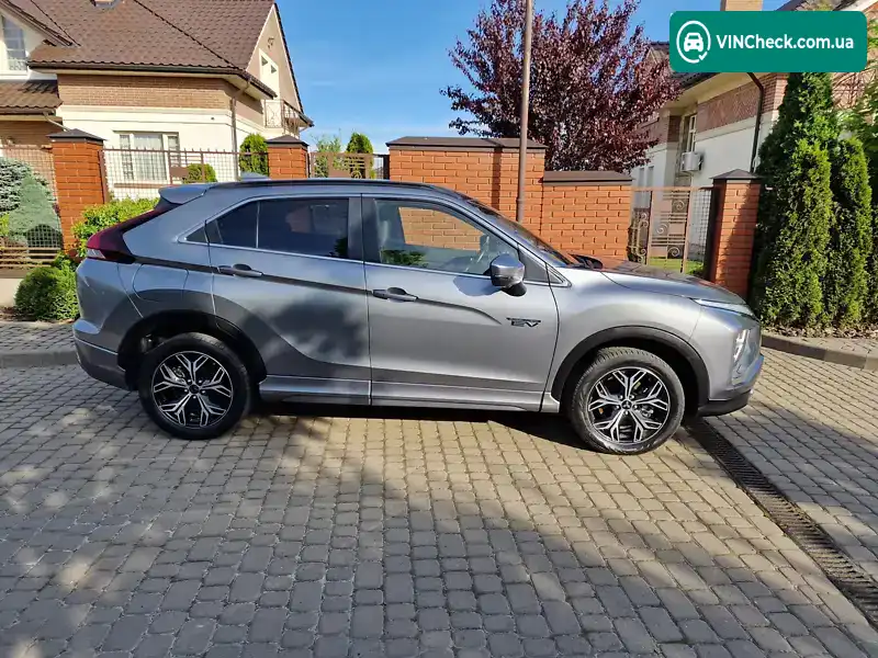 Mitsubishi Eclipse Cross 2022, фото з оголошення 2 з 20, VIN JMBXDGL3WMZ002919