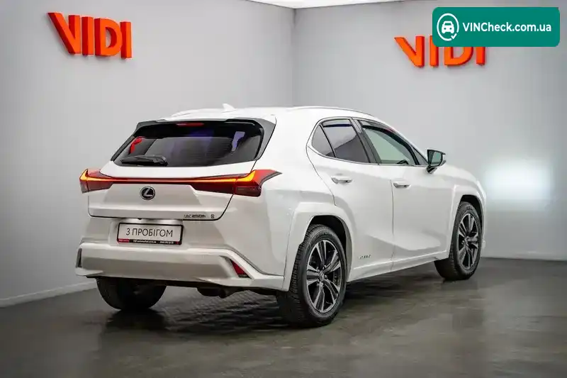 Lexus UX 2019, фото з оголошення 2 з 20, VIN JTHU9JBH8K2004464