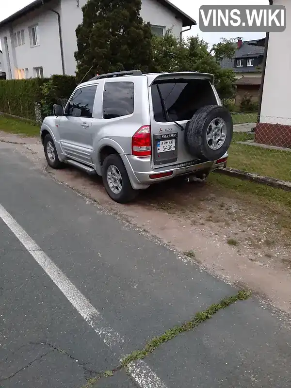 Mitsubishi Pajero 2000, фото з оголошення 2 з 21, VIN JMBMNV68W1J001936