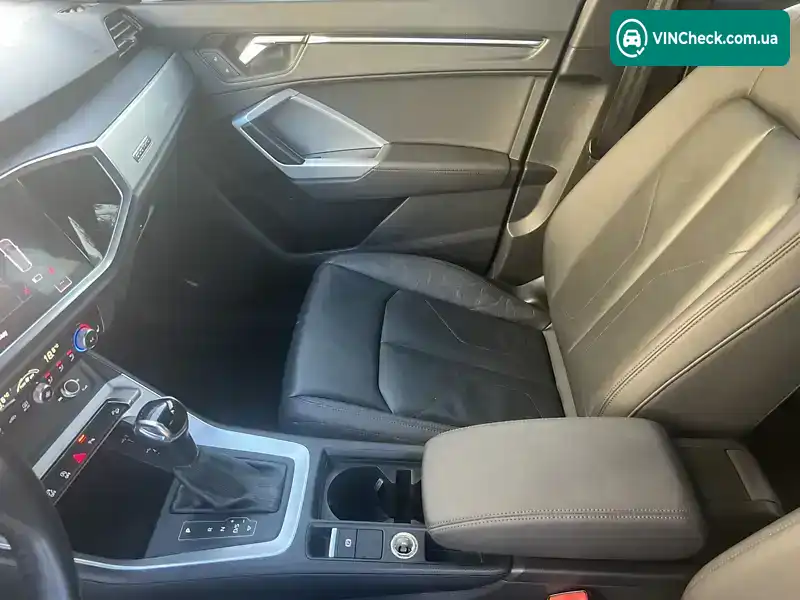 Audi Q3 2019, фото з оголошення 2 з 21, VIN WA1AECF36L1008444
