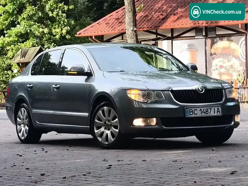 Skoda Superb 2010, фото з оголошення 1 з 21, VIN TMBAF73T1A9039808