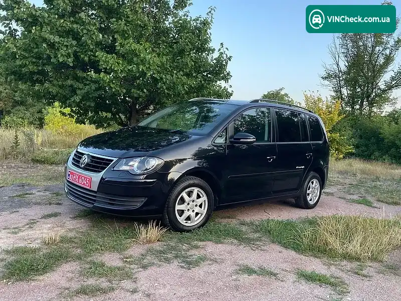 Volkswagen Touran 2010, фото з оголошення 2 з 20, VIN WVGZZZ1TZAW109348