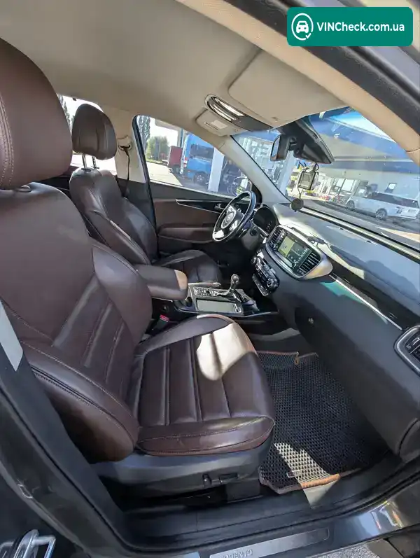 Kia Sorento 2016, фото з оголошення 1 з 15, VIN KNAPK81BDGA194813