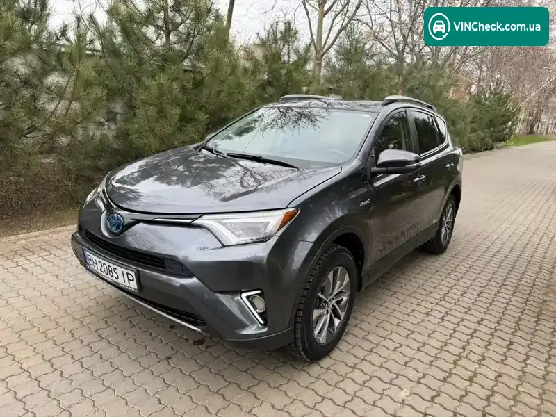 Toyota RAV4 2018, фото з оголошення 1 з 16, VIN JTMRJREV3JD204279