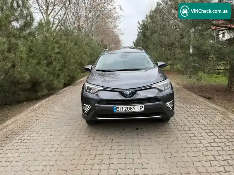 Toyota RAV4 2018, фото з оголошення 2 з 16, VIN JTMRJREV3JD204279