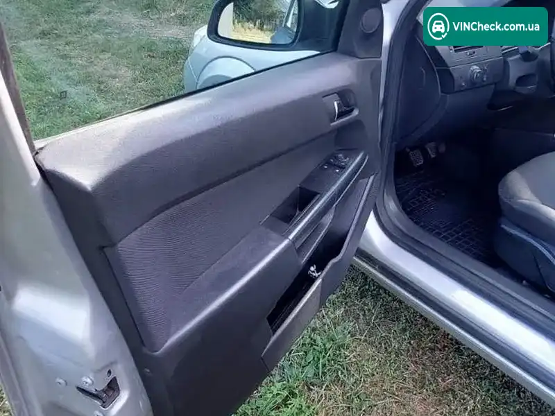Opel Astra 2008, фото з оголошення 1 з 13, VIN Y6D0AHL4882195267