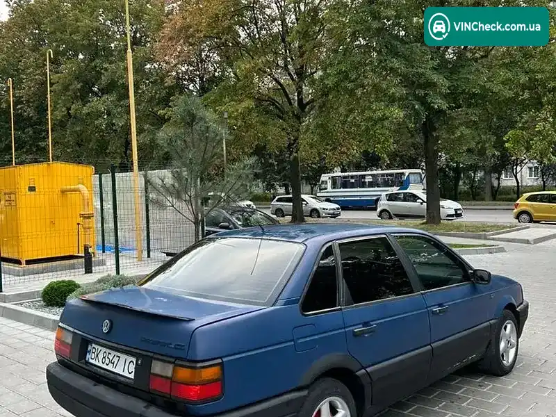 Volkswagen Passat 1989, фото з оголошення 1 з 20, VIN WVWZZZ31ZKB044549