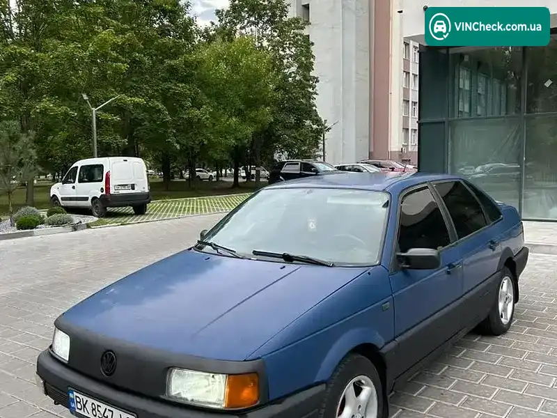 Volkswagen Passat 1989, фото з оголошення 2 з 20, VIN WVWZZZ31ZKB044549