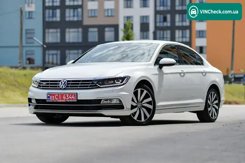 Volkswagen Passat 2019, фото з оголошення 1 з 20, VIN WVWZZZ3CZKE085513