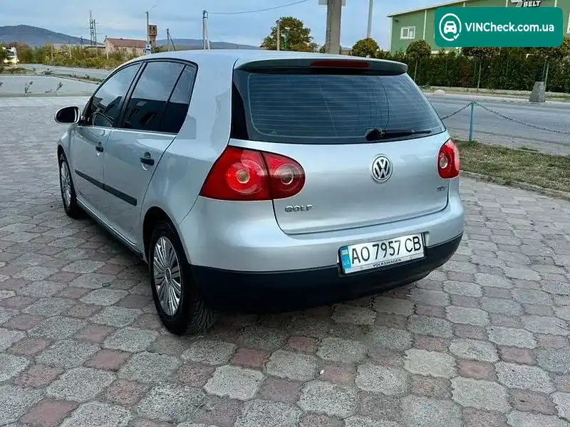 Volkswagen Golf 2005, фото з оголошення 2 з 20, VIN WVWZZZ1KZ5P059268