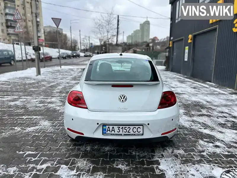 Volkswagen Beetle 2015, фото з оголошення 2 з 11, VIN 3VWF17AT3GM615820
