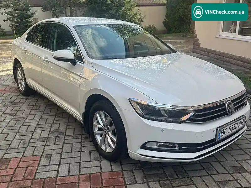 Volkswagen Passat 2018, фото з оголошення 2 з 20, VIN WVWZZZ3CZJE154050
