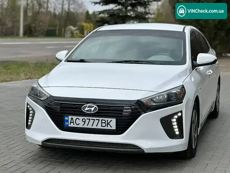 Hyundai Ioniq 2018, фото з оголошення 1 з 20, VIN KMHC75LC7JU103322