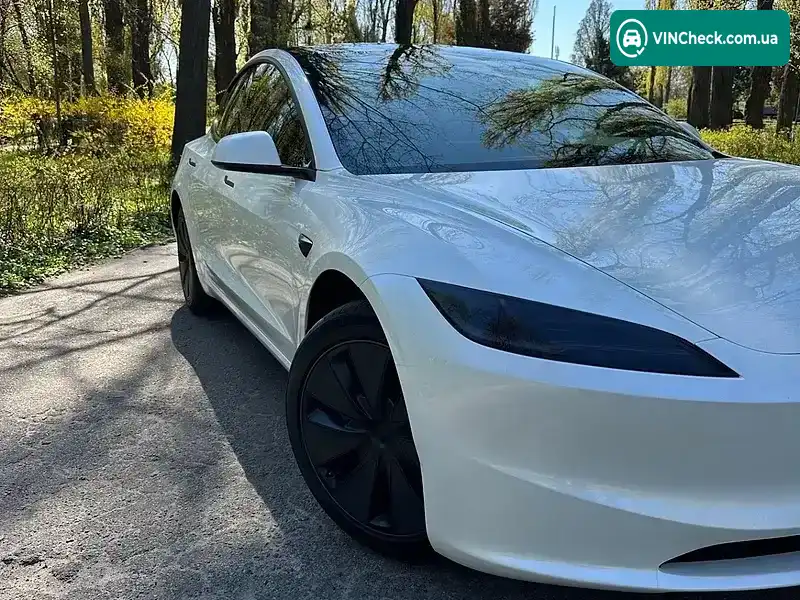 Tesla Model 3 2025, фото з оголошення 2 з 21, VIN 5YJ3E1EA1SF973320