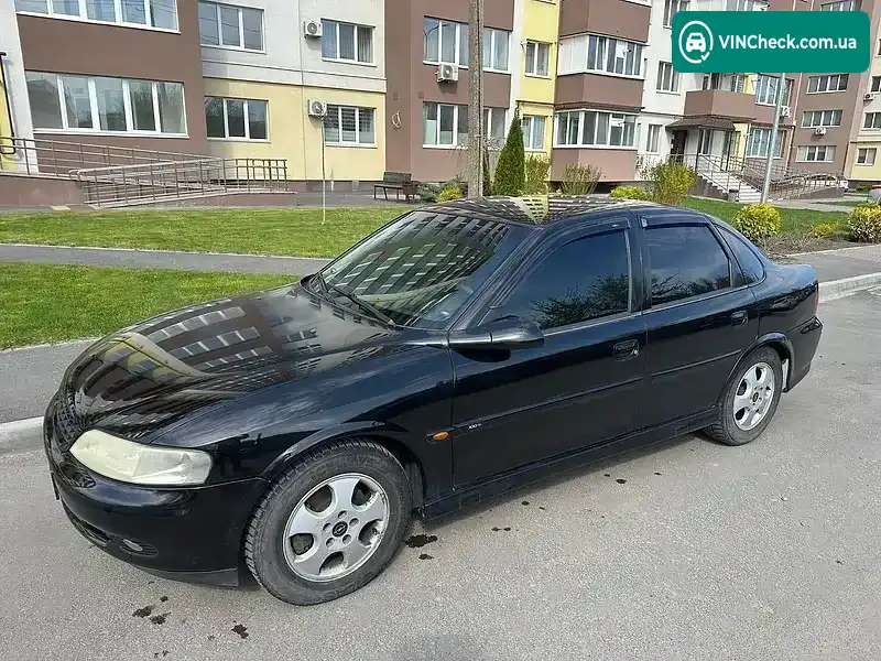 Opel Vectra 1999, фото з оголошення 2 з 7, VIN W0L0JBF19X1139588