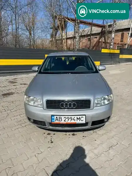 Audi A4 2001, фото з оголошення 2 з 9, VIN WAUZZZ8EZ1A033905