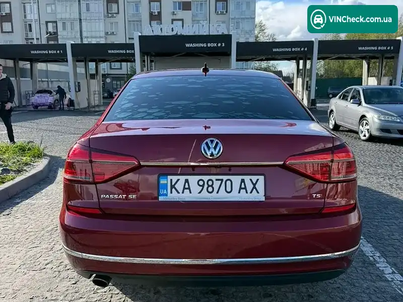Volkswagen Passat 2017, фото з оголошення 2 з 16, VIN 1VWGT7A35HC079549