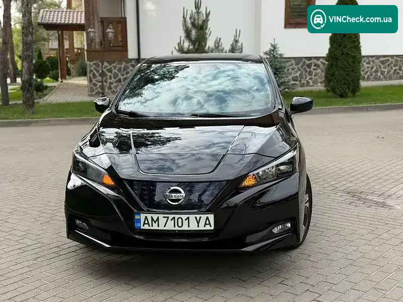Nissan Leaf 2018, фото з оголошення 2 з 21, VIN 1N4AZ1CP5JC306660