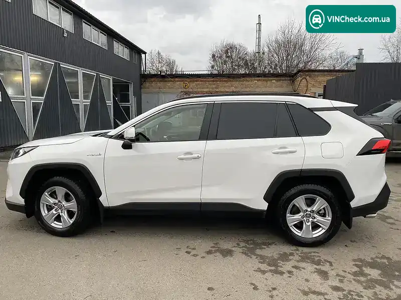Toyota RAV4 2021, фото з оголошення 2 з 11, VIN JTMW23FV30D093761