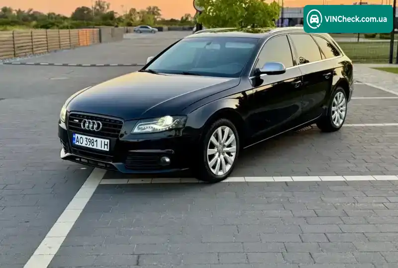 Audi A4 2011, фото з оголошення 2 з 10, VIN WAUZZZ8K2CA001458