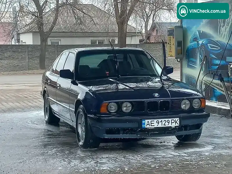 BMW 5 Series 1988, фото з оголошення 1 з 3, VIN WBAHC110203511266