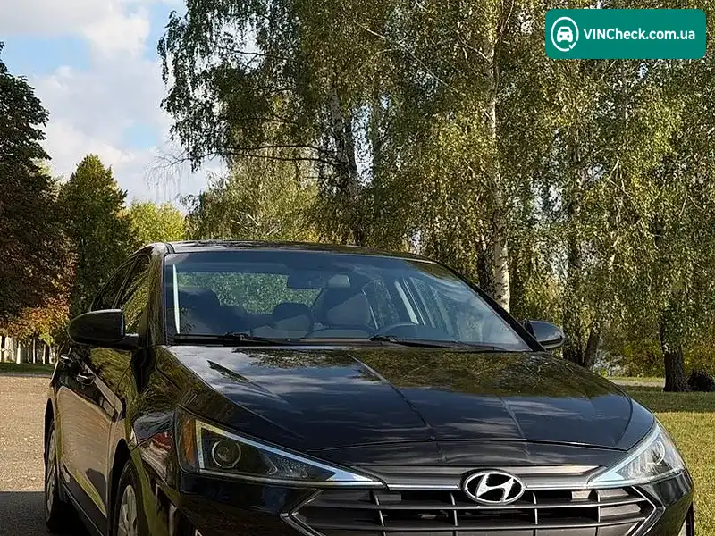 Hyundai Elantra 2019, фото з оголошення 2 з 20, VIN 5NPD74LF2KH495652