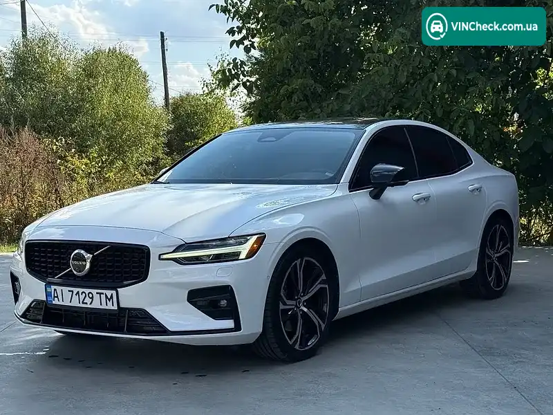 Volvo S60 2023, фото з оголошення 2 з 20, VIN 7JRL12FL8RG310331