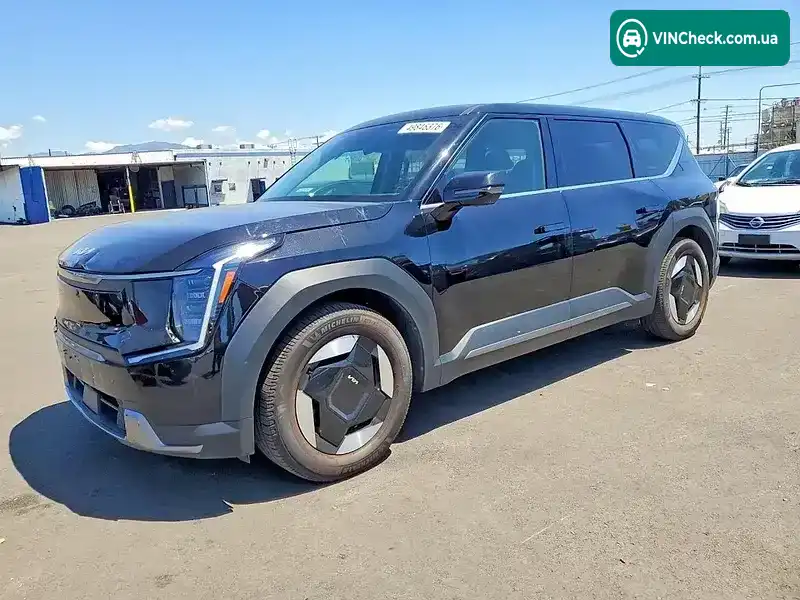 Kia EV9 2023, фото з оголошення 1 з 14, VIN KNDAA5S21R6028123