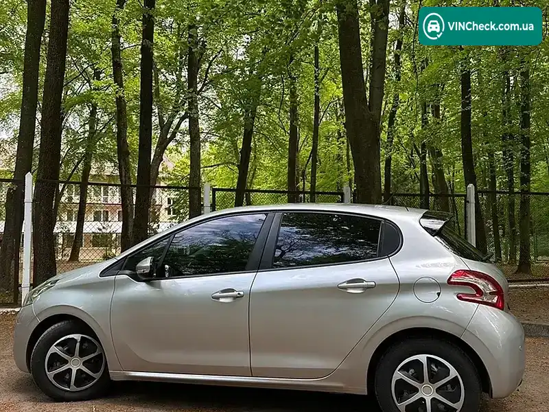 Peugeot 208 2014, фото з оголошення 2 з 21, VIN VF3CC8HP0ET189008