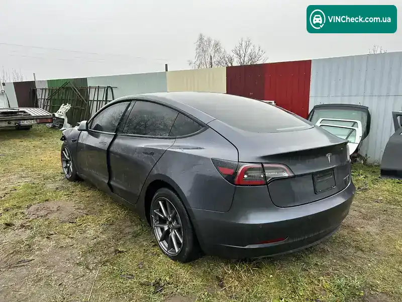 Tesla Model 3 2021, фото з оголошення 1 з 10, VIN 5YJ3E1EB4MF036490