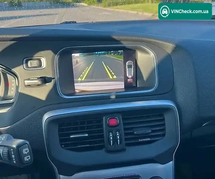 Volvo V40 2018, фото з оголошення 1 з 20, VIN YV1MV79K0J2486956