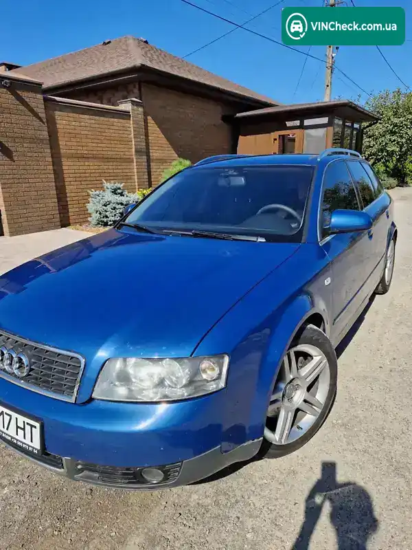 Audi A4 2001, фото з оголошення 2 з 20, VIN WAUZZZ8E12A175773