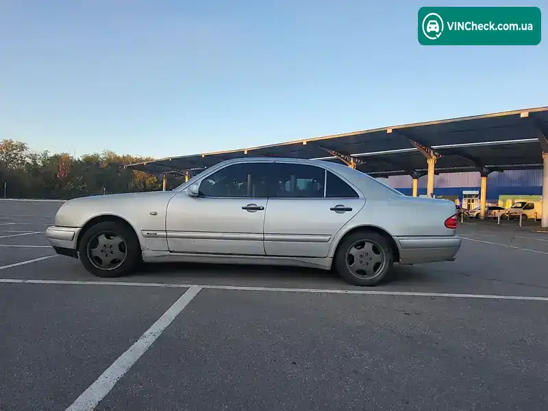 Mercedes-Benz E-Class 1998, фото з оголошення 2 з 21, VIN WDB2100451A577039