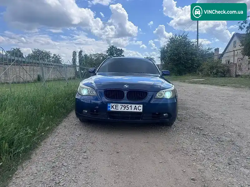 BMW 5 Series 2004, фото з оголошення 1 з 11, VIN WBANJ51050B407117