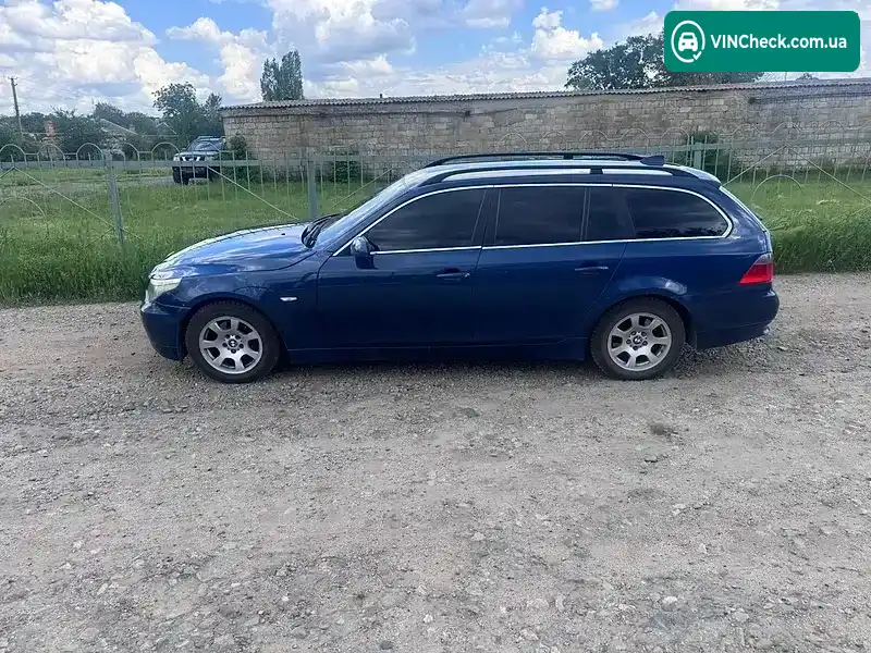 BMW 5 Series 2004, фото з оголошення 2 з 11, VIN WBANJ51050B407117
