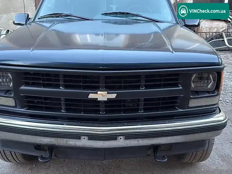 Chevrolet Suburban 1996, фото з оголошення 1 з 20, VIN 3GNGK26R0TG148425