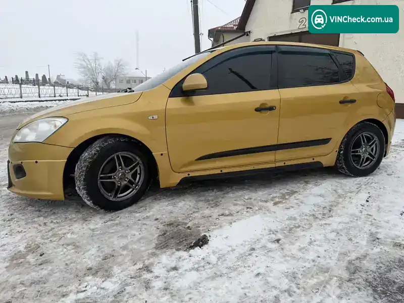 Kia Ceed 2008, фото з оголошення 1 з 15, VIN Y6LFF24228L006639