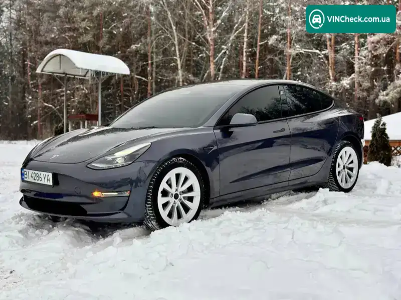 Tesla Model 3 2023, фото з оголошення 2 з 21, VIN 5YJ3E1EB4PF637130