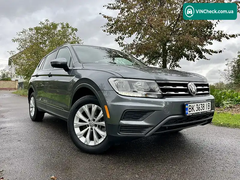 Volkswagen Tiguan 2019, фото з оголошення 2 з 20, VIN 3VV2B7AX9KM137009
