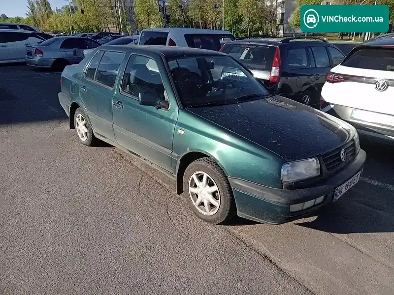 Volkswagen Vento 1997, фото з оголошення 1 з 4, VIN WVWZZZ1HZVW171479