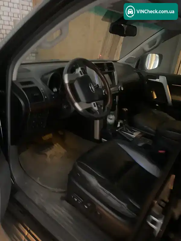 Toyota Land Cruiser Prado 2011, фото з оголошення 2 з 9, VIN JTEBH3FJ905022967